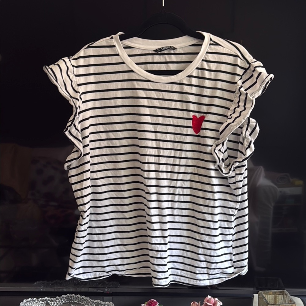 SHEIN Black and White Striped Tee with Red Embroidered Heart & Ruffled Sleeves